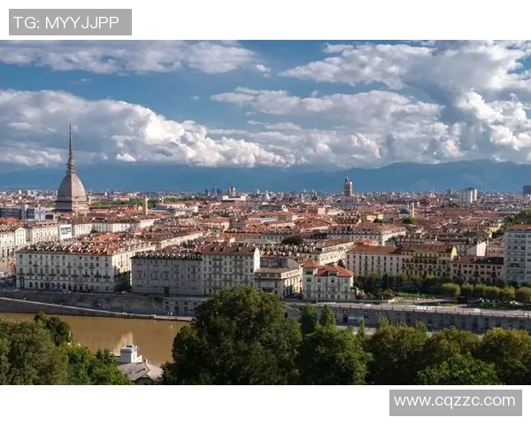 探索埃斯特旺的魅力与文化深度，揭开这座城市的历史与现代交融之美